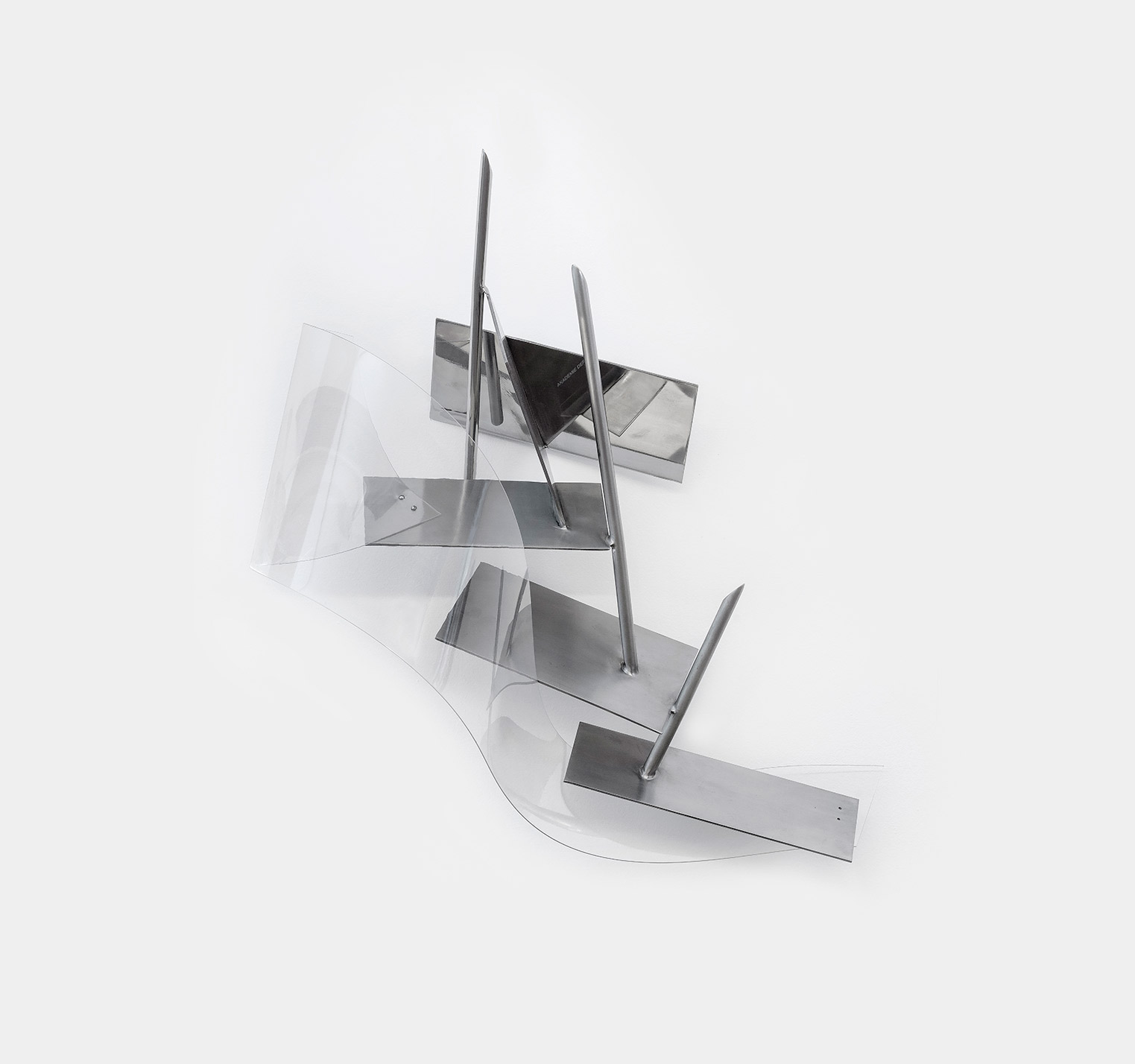 iole de freitas_akademie der kunste_2013