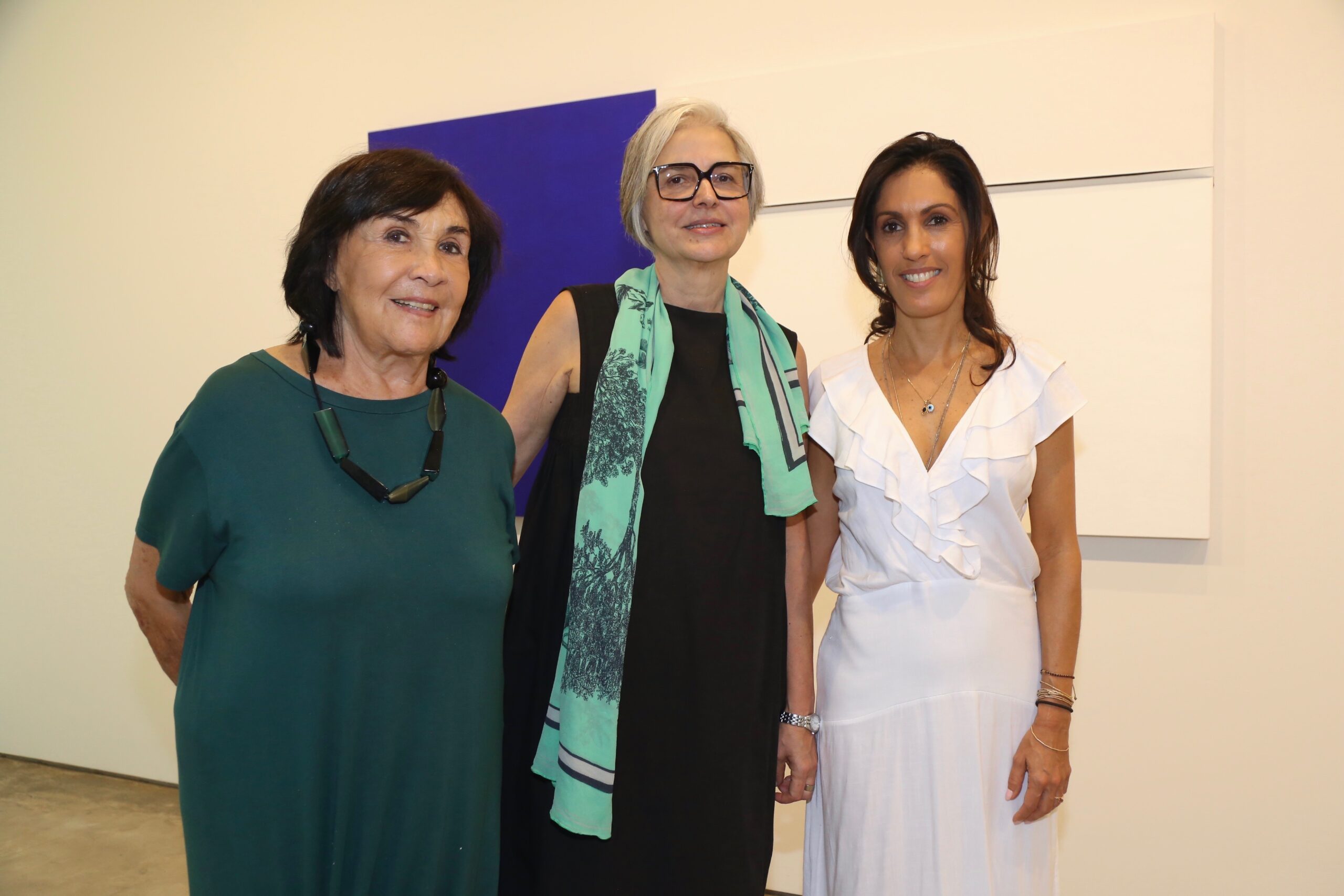 Raquel Arnaud, Elizabeth Jobim e Myra Arnaud Babenco. Exposição de Elizabeth Jobim 